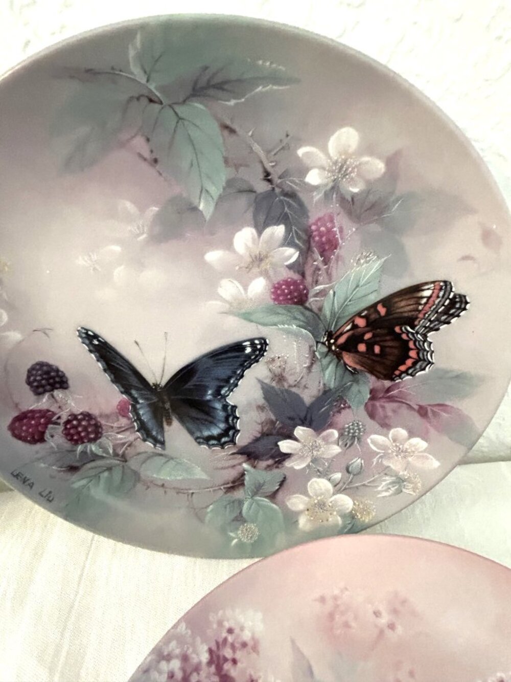 1980s Lena Liu Gossamer Wings Butterfly Plates, Set of 5 - Picture 4 of 8